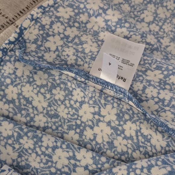 Reformation Zoe Skirt in Azzurro Light Blue White Floral Midi Slit High Rise - Picture 16 of 16